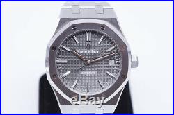 Audemars Piguet AP Royal Oak 15450ST. OO. 1256ST. 01 Selfwinding Wrist Watch