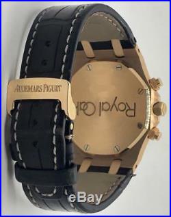 Audemars Piguet Royal Oak 26022OR 18K Yellow Gold on leather strap 39mm with B&P