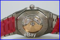 Audemars Piguet Royal Oak 39mm Automatic Watch 15300 15300ST. OO. 1220ST. 03