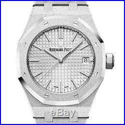 Audemars Piguet Royal Oak 67653BC. GG. 1263BC. 01 18K White Gold Quartz Watch