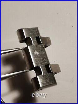 Audemars Piguet-royal Oak- 15300 Steel Extension Link + Screw