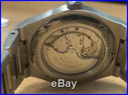 Girard-Perregaux Laureato Audemars Piguet Royal Oak Style Stainless Steel Watch